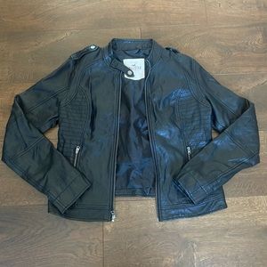 EUC Women’s Hollister Black Faux Leather Jacket size Medium